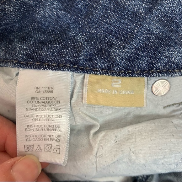 MICHAEL Kors Blue Wash Studded Women’s Capris Jeans Size 2 - Picture 8 of 11